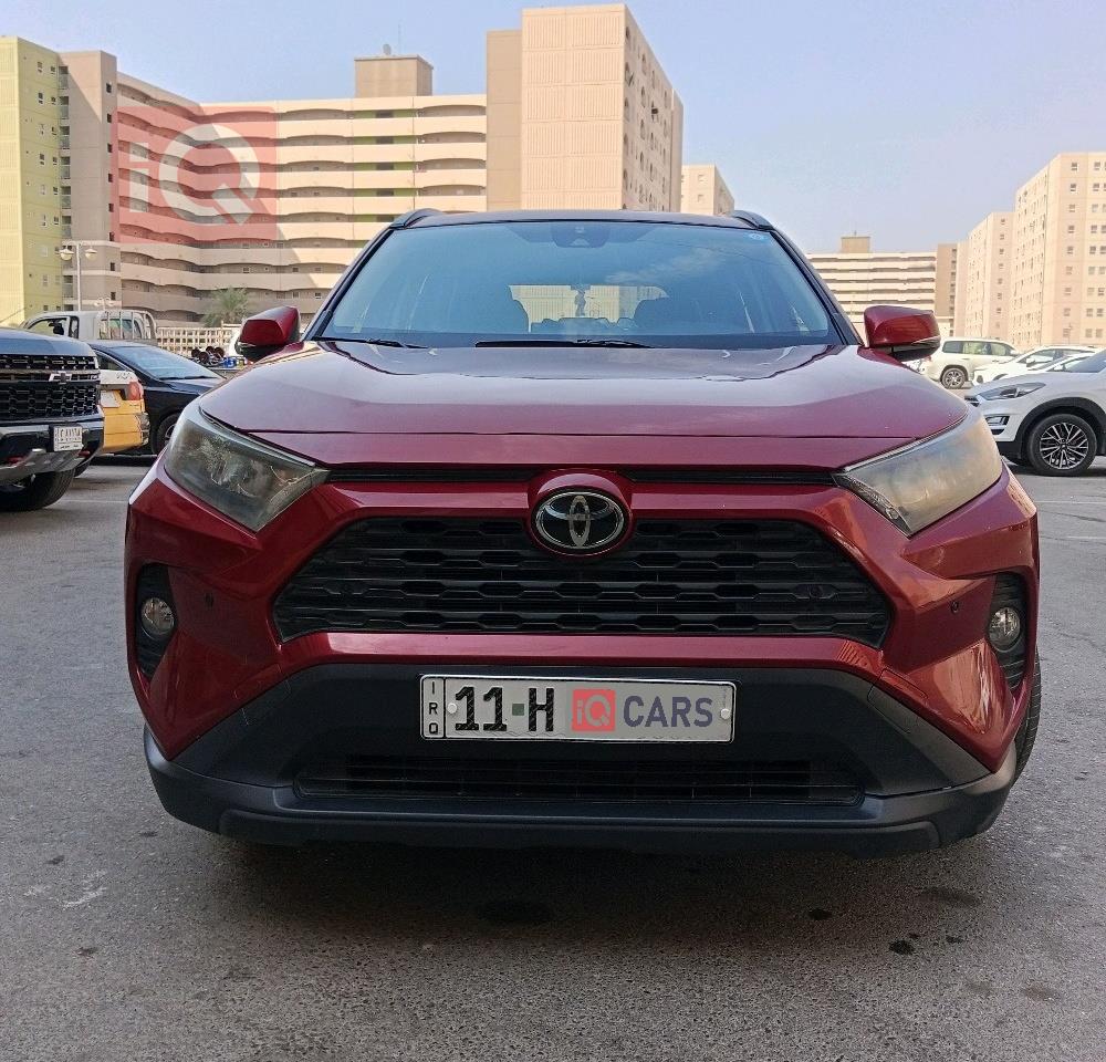 تۆیۆتا ڕاڤ 4